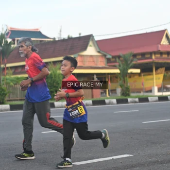 Runner Photo 3534614