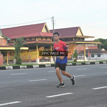 Runner Photo 3534616