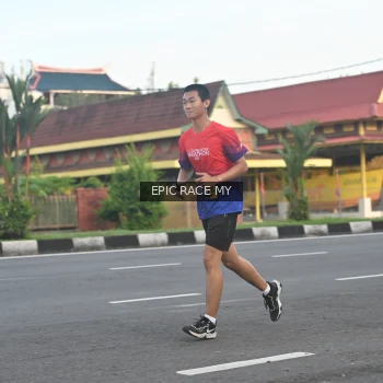 Runner Photo 3534618