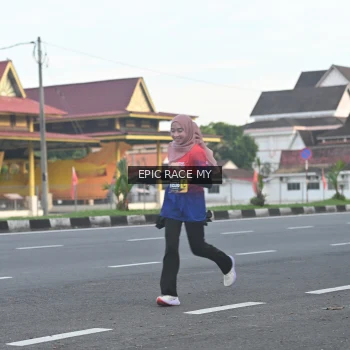 Runner Photo 3534635