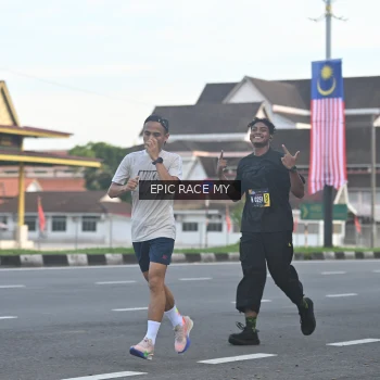Runner Photo 3534640