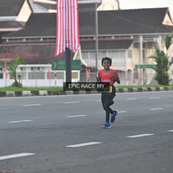 Runner Photo 3534649