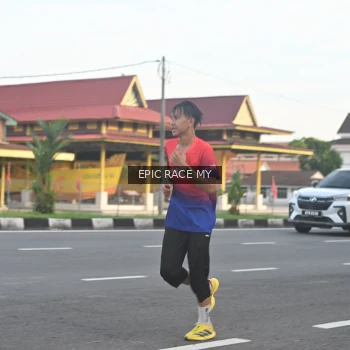 Runner Photo 3534665