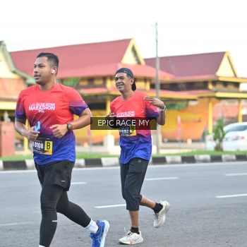 Runner Photo 3534682