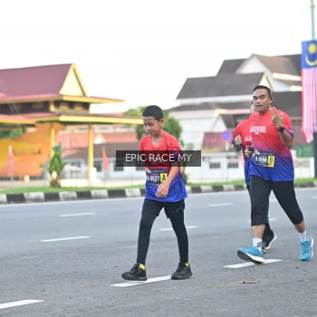Runner Photo 3534684