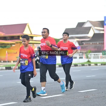 Runner Photo 3534687