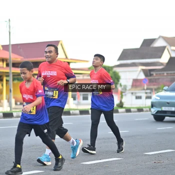 Runner Photo 3534691