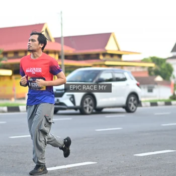 Runner Photo 3534696