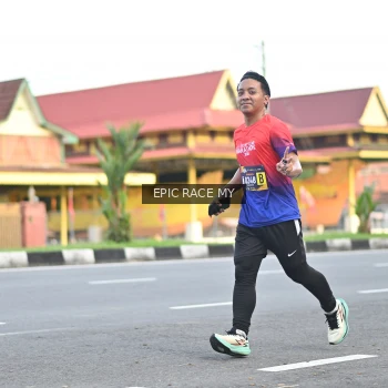 Runner Photo 3534734