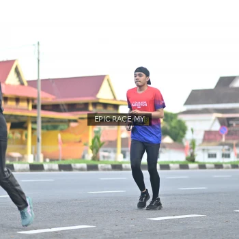 Runner Photo 3534759