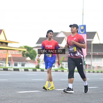 Runner Photo 3534762