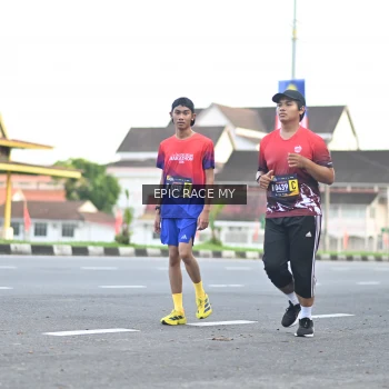 Runner Photo 3534767