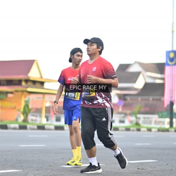 Runner Photo 3534768