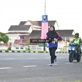 Runner Photo 3534815