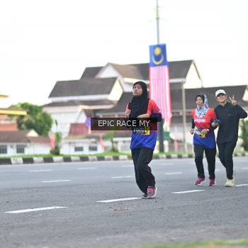 Runner Photo 3534837
