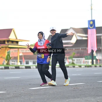 Runner Photo 3534846