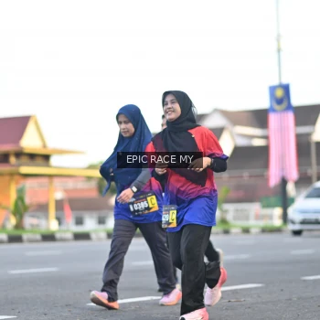 Runner Photo 3534859