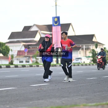 Runner Photo 3534947