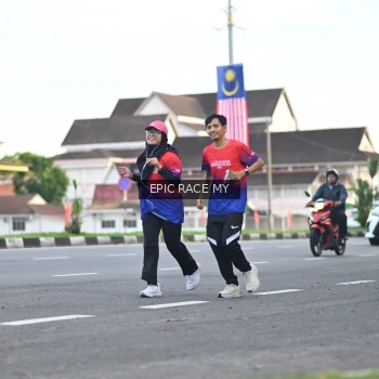 Runner Photo 3534948