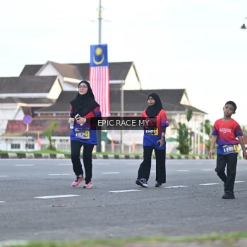 Runner Photo 3534980