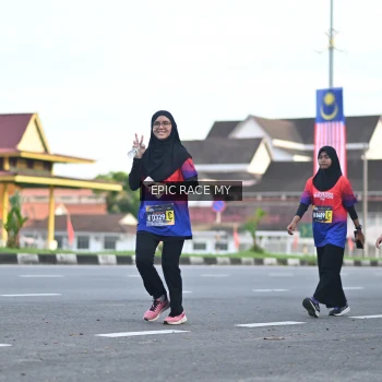 Runner Photo 3534983