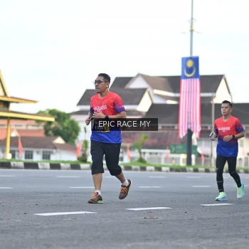 Runner Photo 3535008