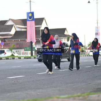 Runner Photo 3535024