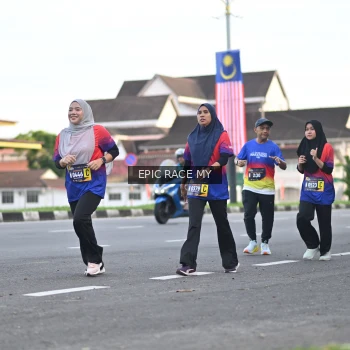 Runner Photo 3535033