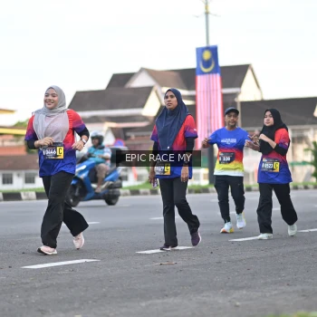Runner Photo 3535035