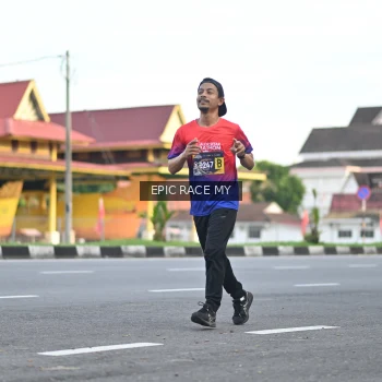 Runner Photo 3535076