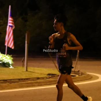Runner Photo 3538806