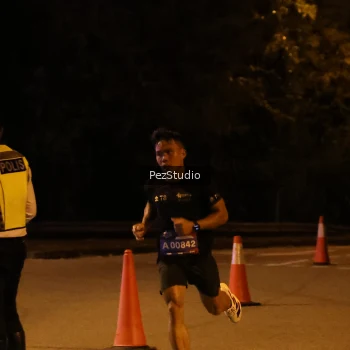 Runner Photo 3538852