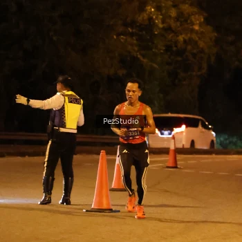 Runner Photo 3538865