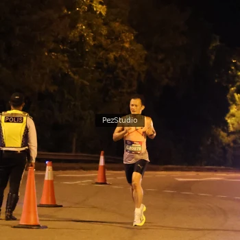 Runner Photo 3538871