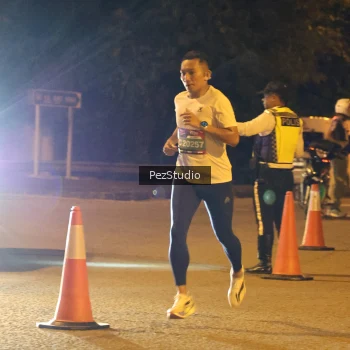 Runner Photo 3538899