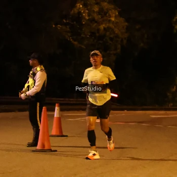 Runner Photo 3538916