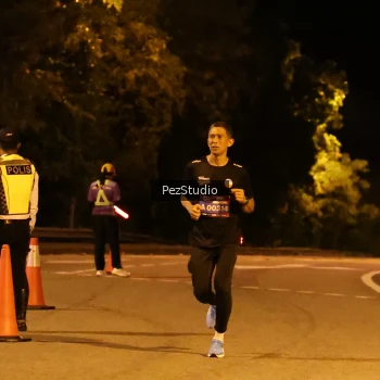 Runner Photo 3538918