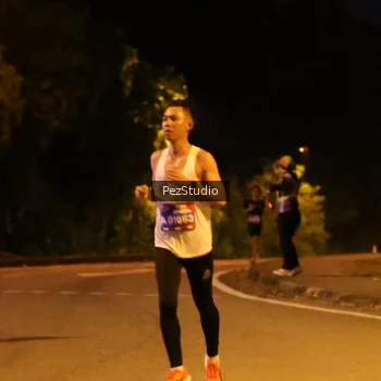 Runner Photo 3538996