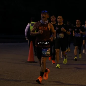 Runner Photo 3539346