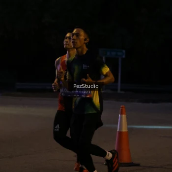 Runner Photo 3539355