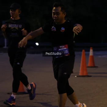 Runner Photo 3539385