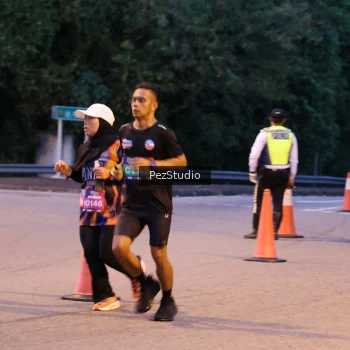 Runner Photo 3539418