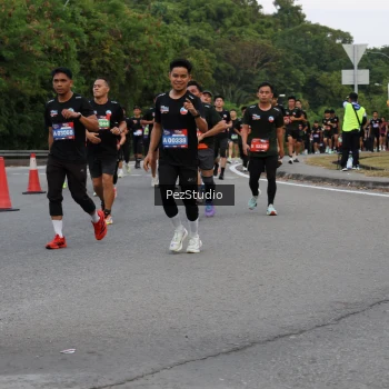 Runner Photo 3539675