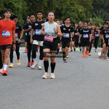 Runner Photo 3539746