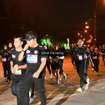 Runner Photo 3540010