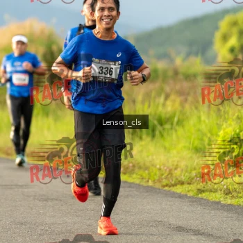 Runner Photo 354009