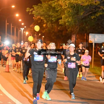Runner Photo 3541019