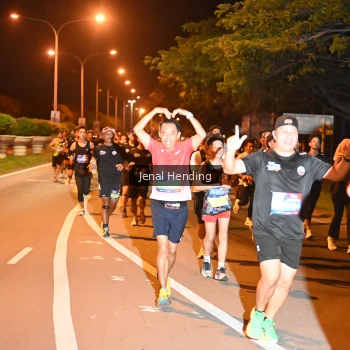 Runner Photo 3541050