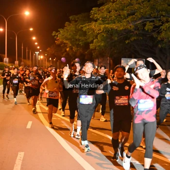 Runner Photo 3541069