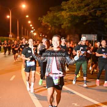 Runner Photo 3541085